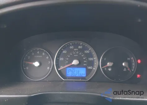 2010 Hyundai Santa Fe Se z USA, uszkodzony, nr VIN 5NMSH4AG4AH364248